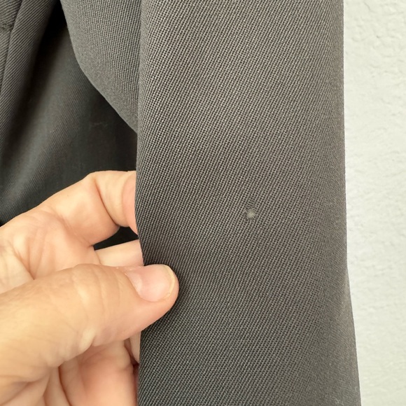 Vintage 1990’s Olive Green Wool Gaberdine Trench , Belted, Doublebreasted. S = M - Picture 6 of 16